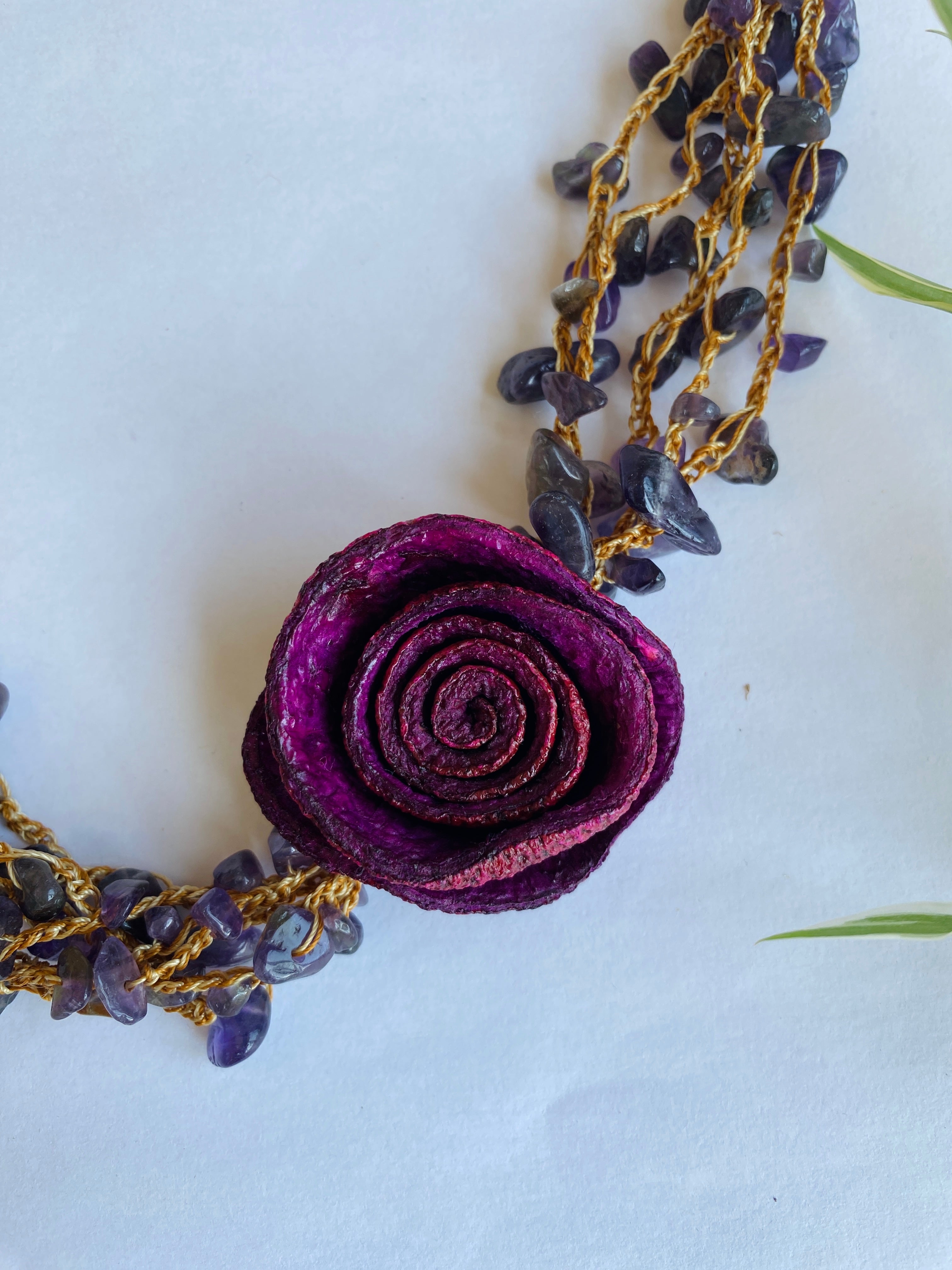 Purple orange peel rose and amethyst stones set