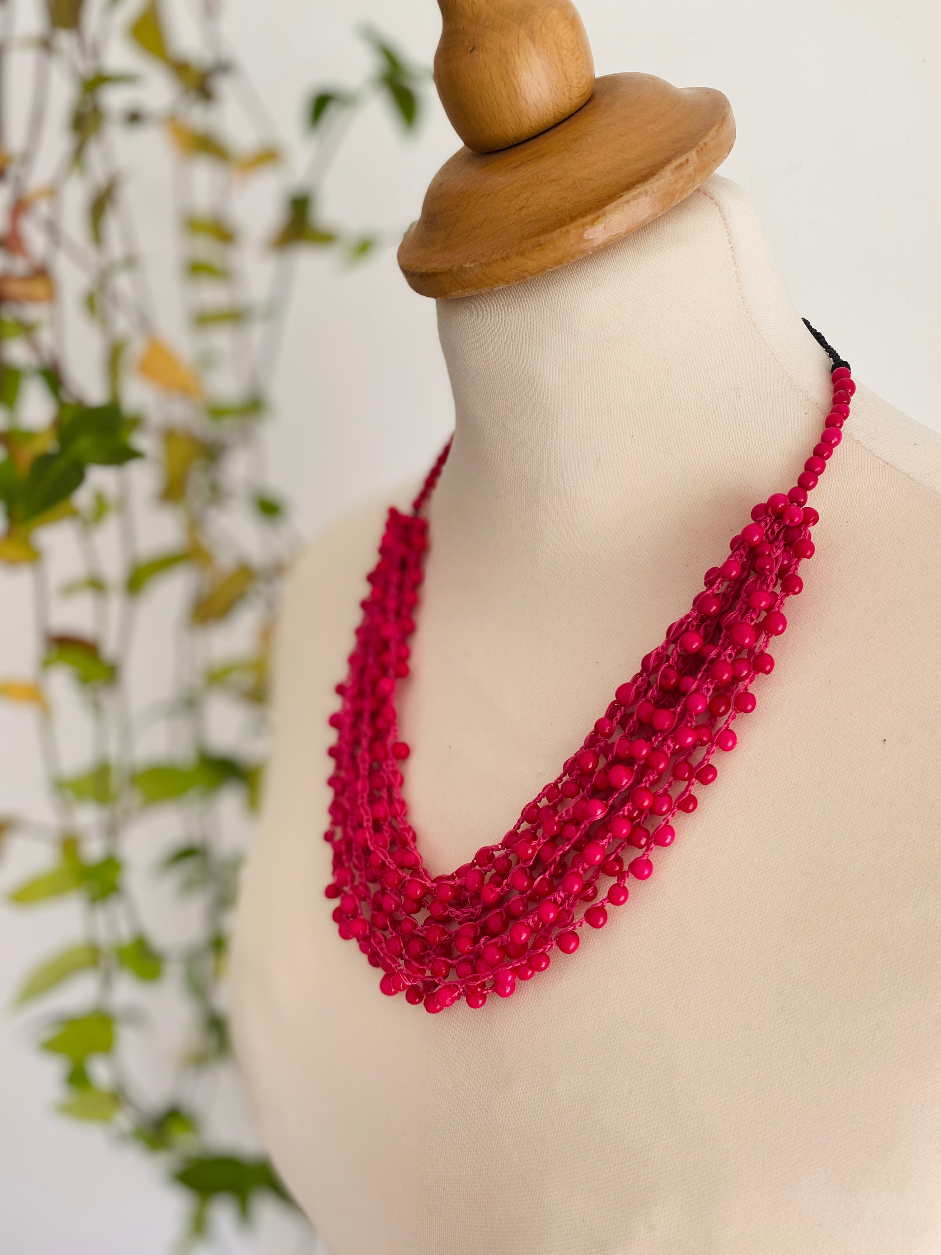Pink Chirilla seeds Necklace Set