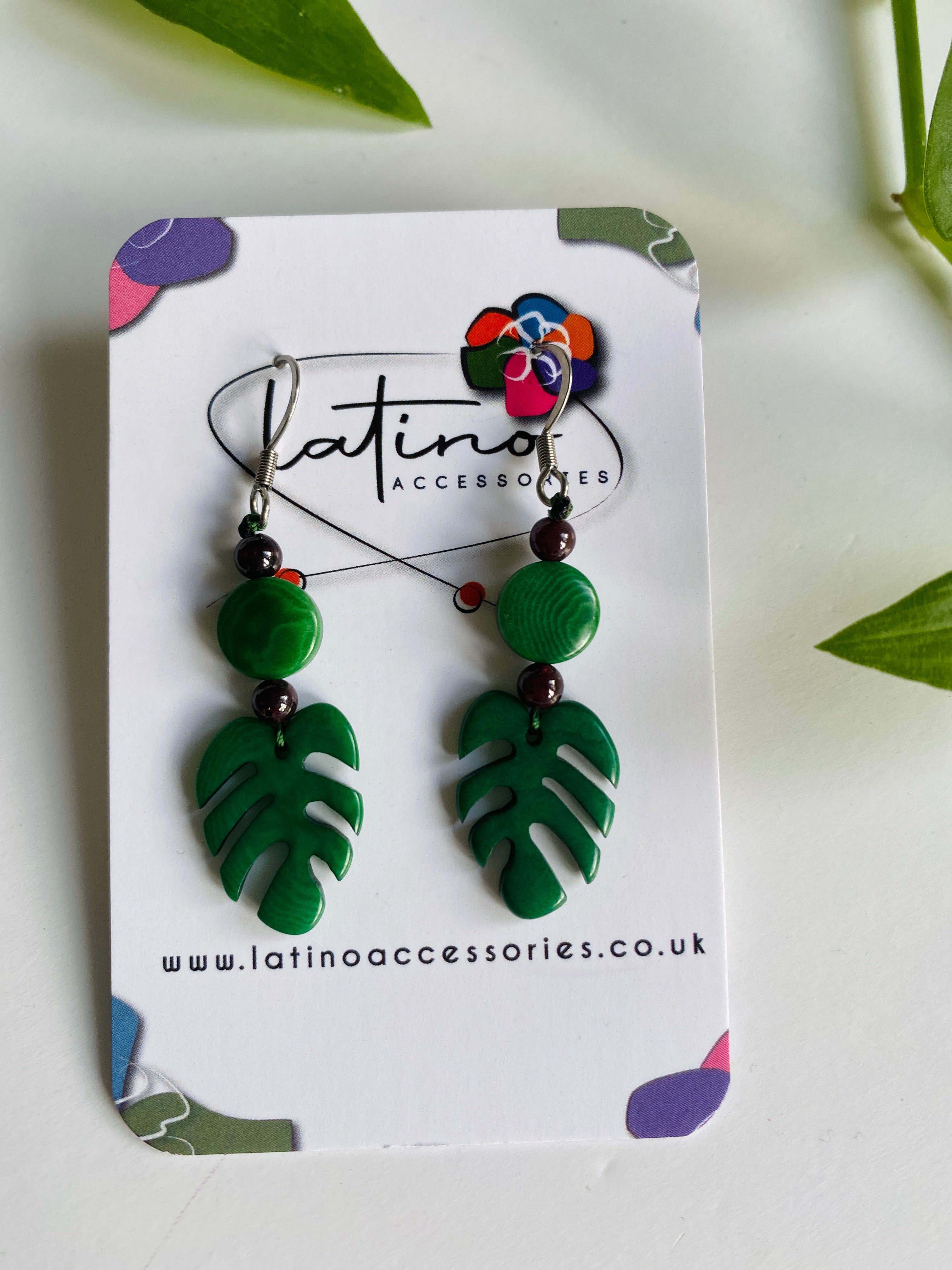 Monstera leaves earrings - emerald green