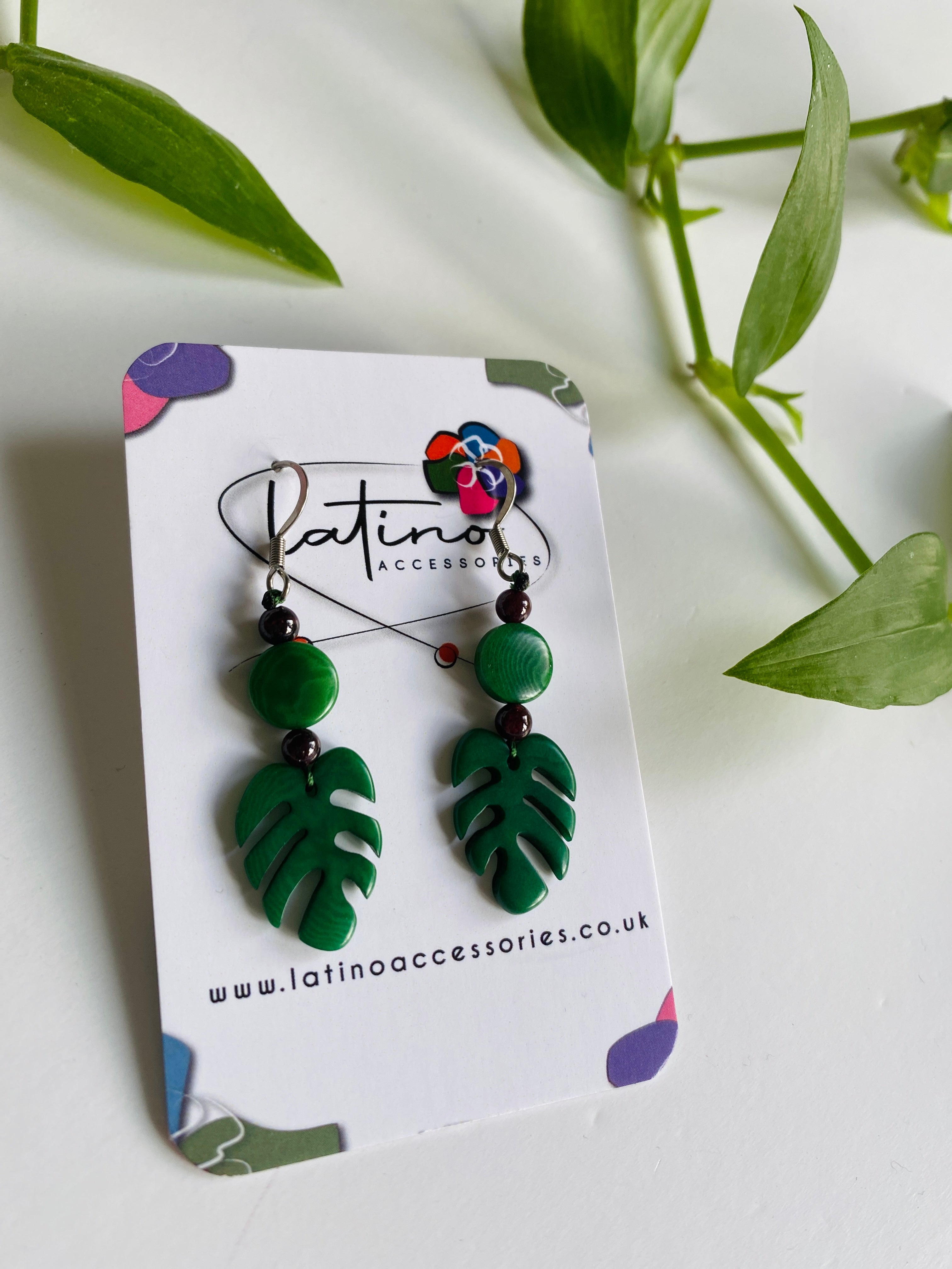 Monstera leaves earrings - emerald green