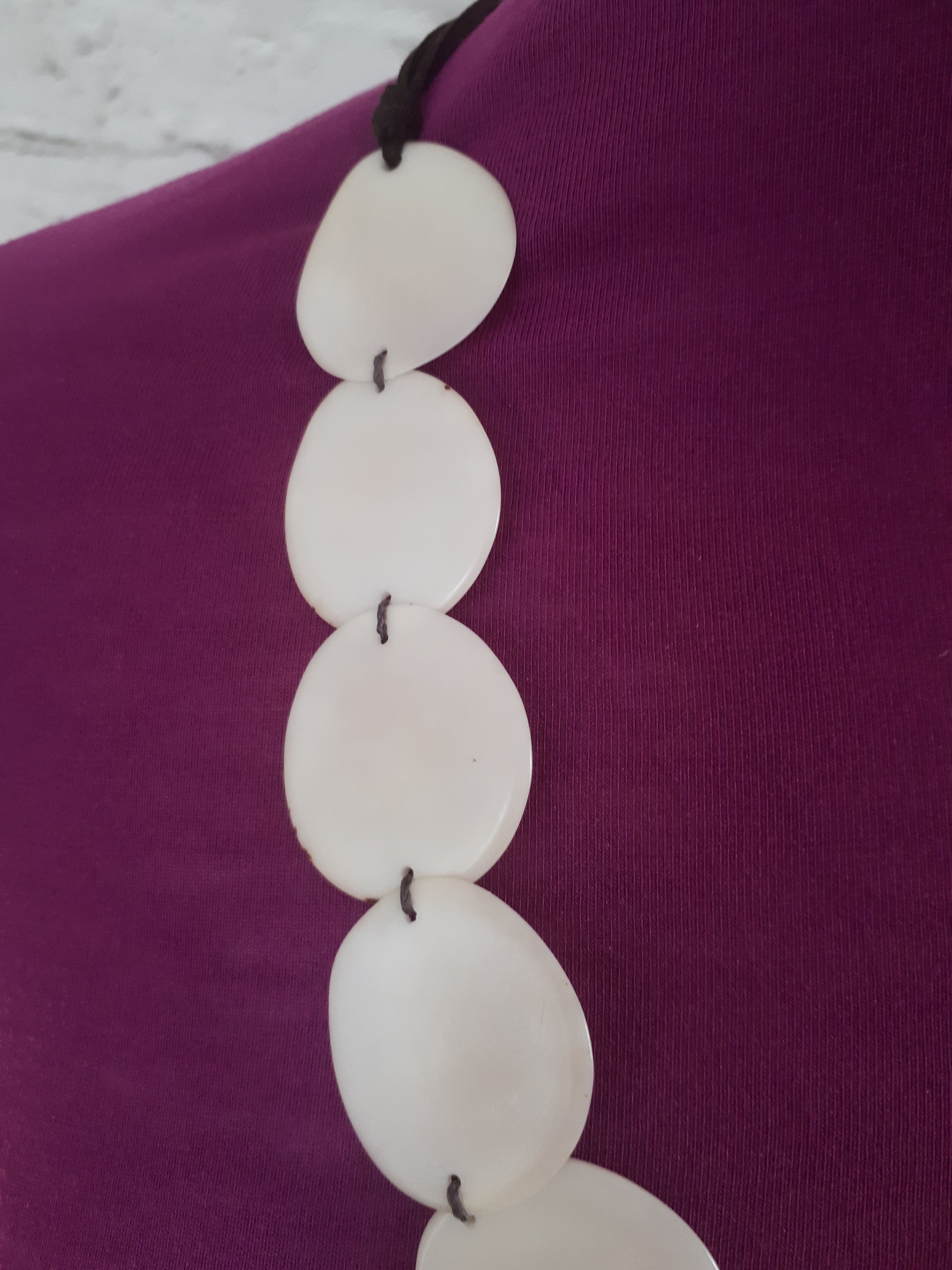 White Lunas Necklace